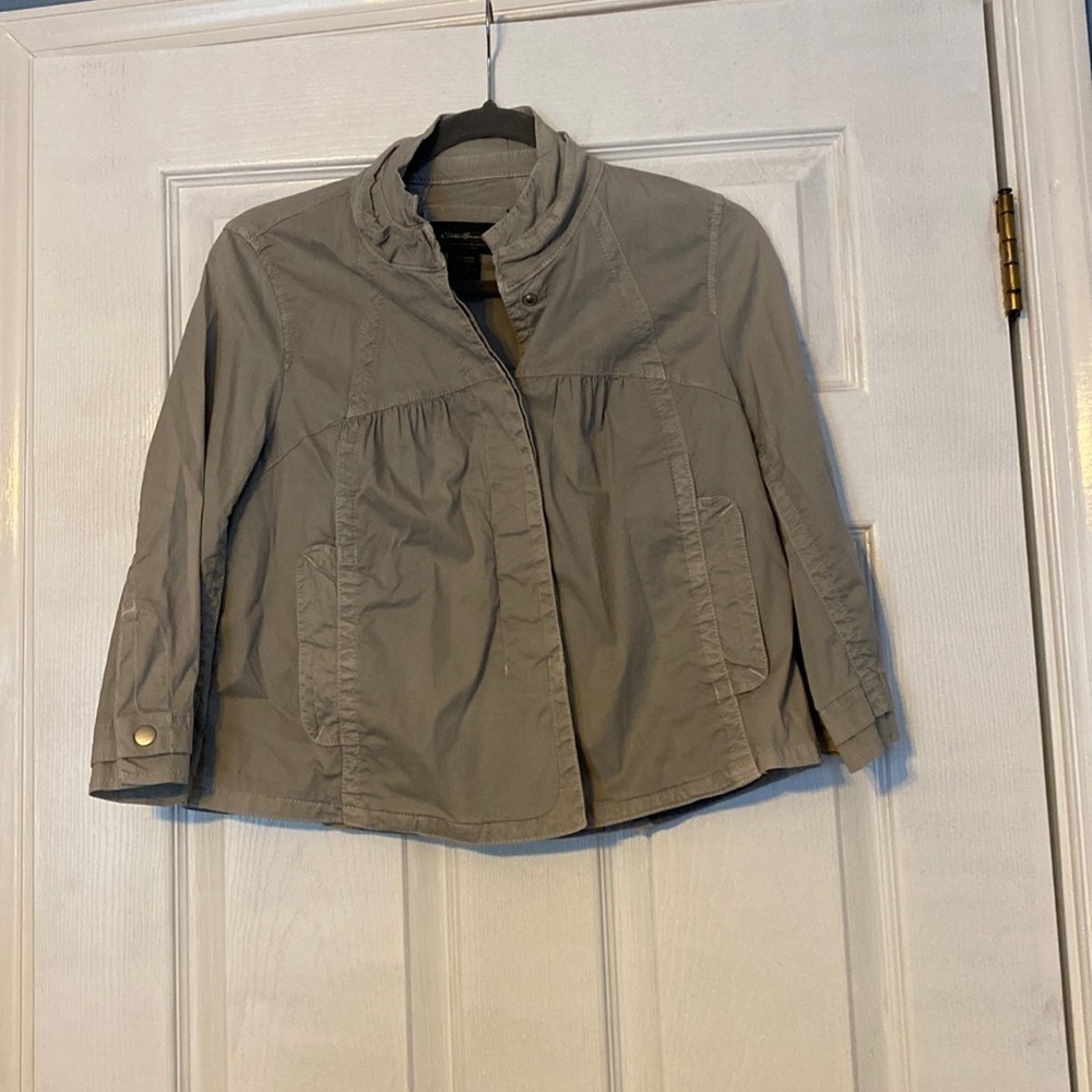 Eddie Bauer womens lightweight jacket; size small